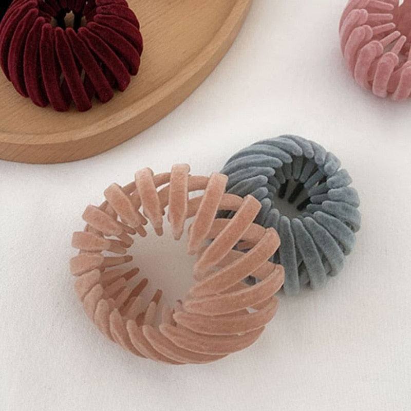 Kit com 3 unidades do prendedor Lasery Hair Pin para coques práticos e sem amassar cabelos